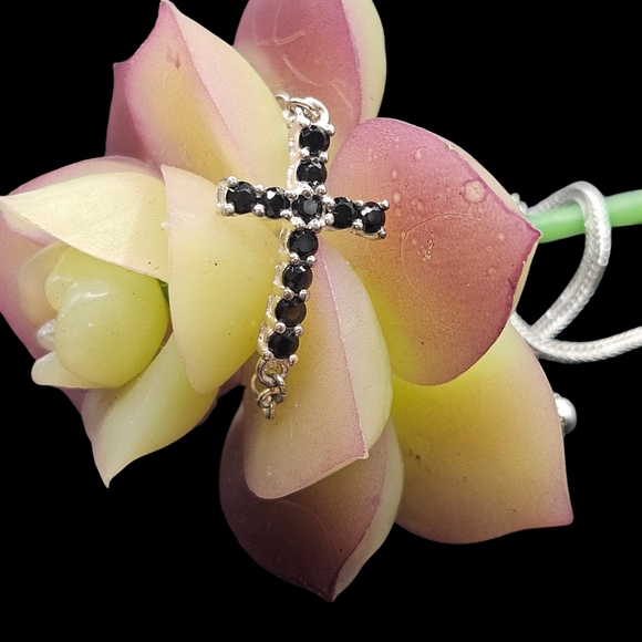 Spinel Cross Bolo Bracelet - Picture 5 of 7